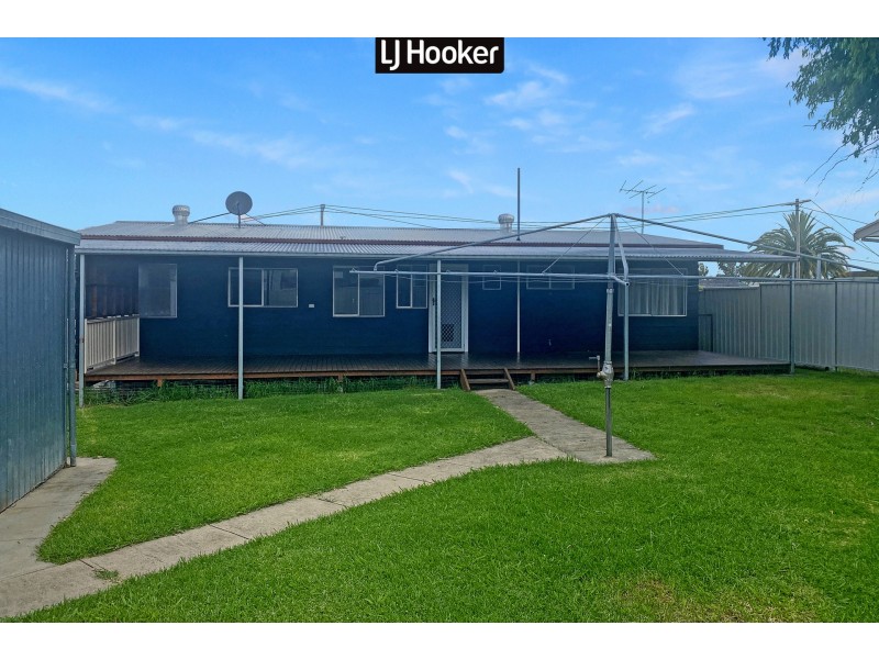 2 Coggan Place, Inverell NSW 2360