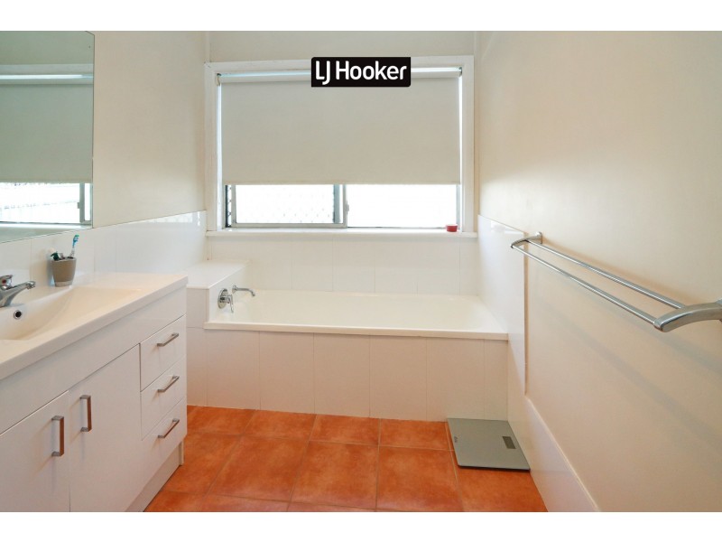 94 Chester Street, Inverell NSW 2360