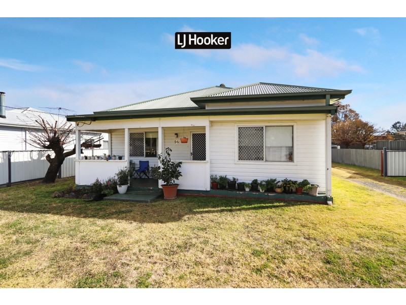 94 Chester Street, Inverell NSW 2360