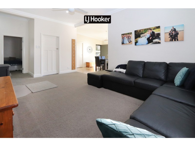 64 Granville Street, Inverell NSW 2360