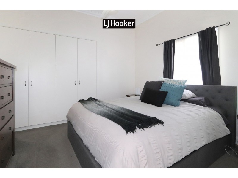 64 Granville Street, Inverell NSW 2360