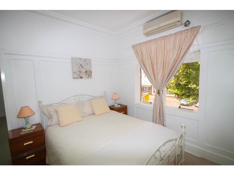 2/69 Otho Street, Inverell NSW 2360