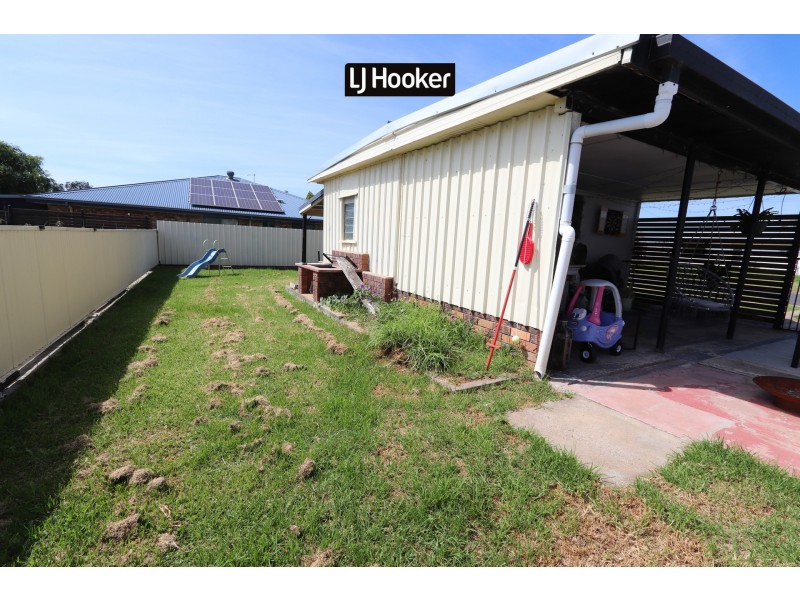14 Cameron Street, Inverell NSW 2360
