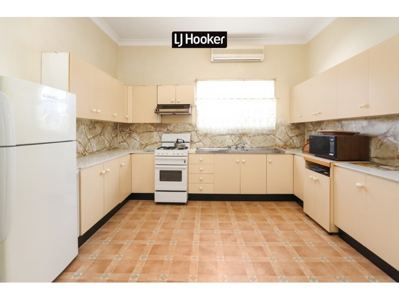 6 Chisholm Street, Inverell NSW 2360
