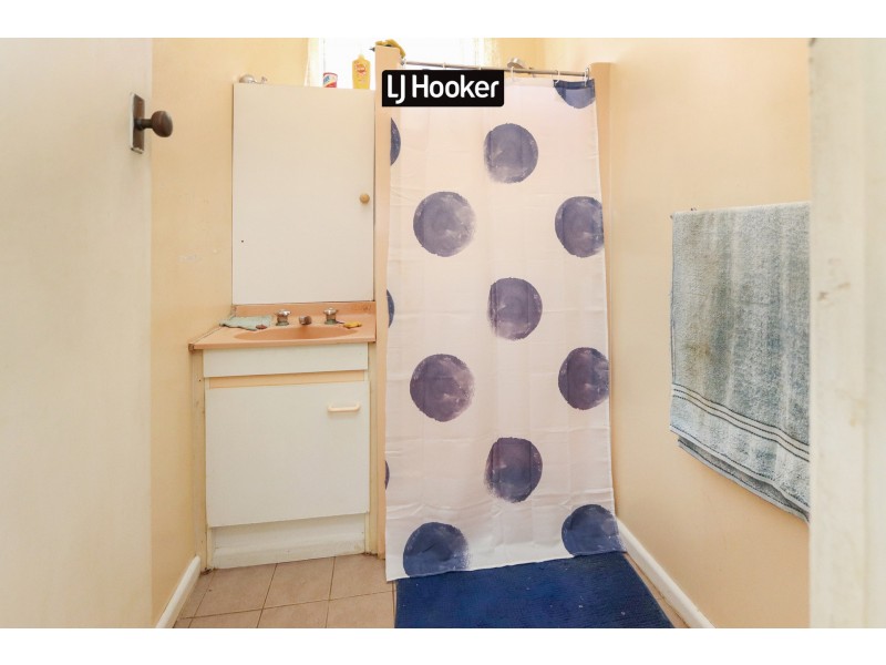 6 Chisholm Street, Inverell NSW 2360