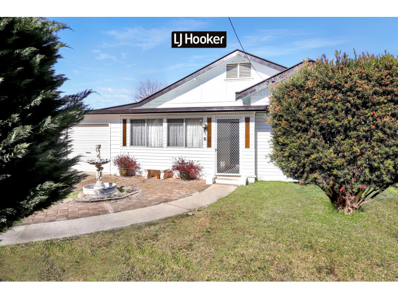 6 Chisholm Street, Inverell NSW 2360