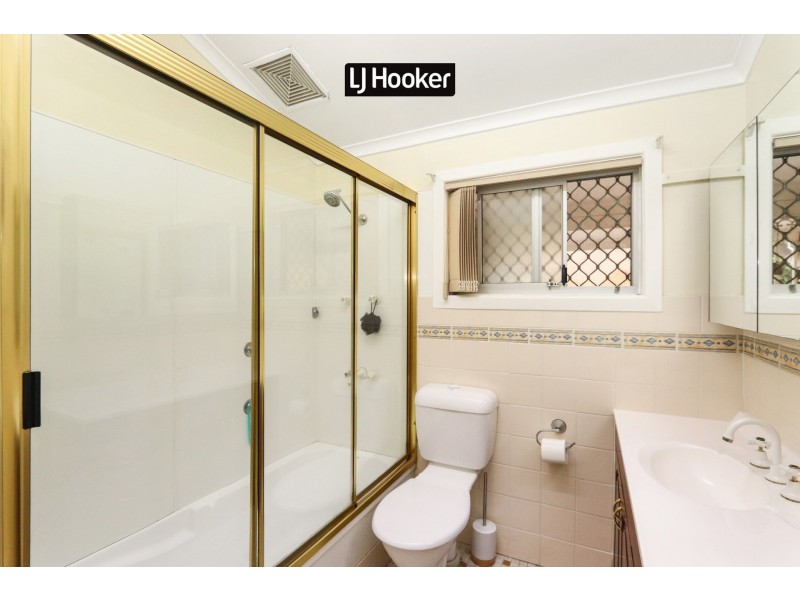 18 Rosslyn Street, Inverell NSW 2360