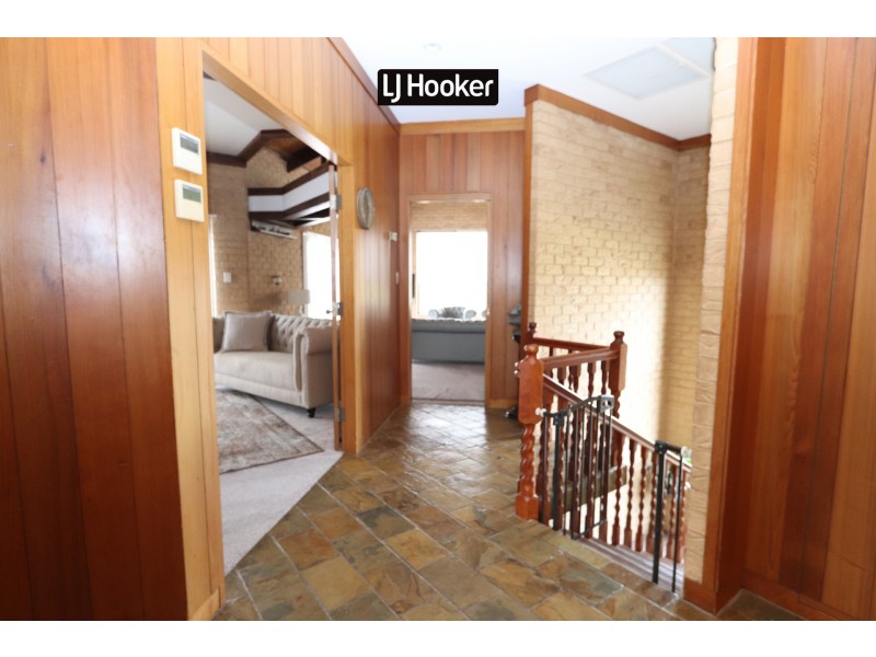 54 Gordon Street, Inverell NSW 2360