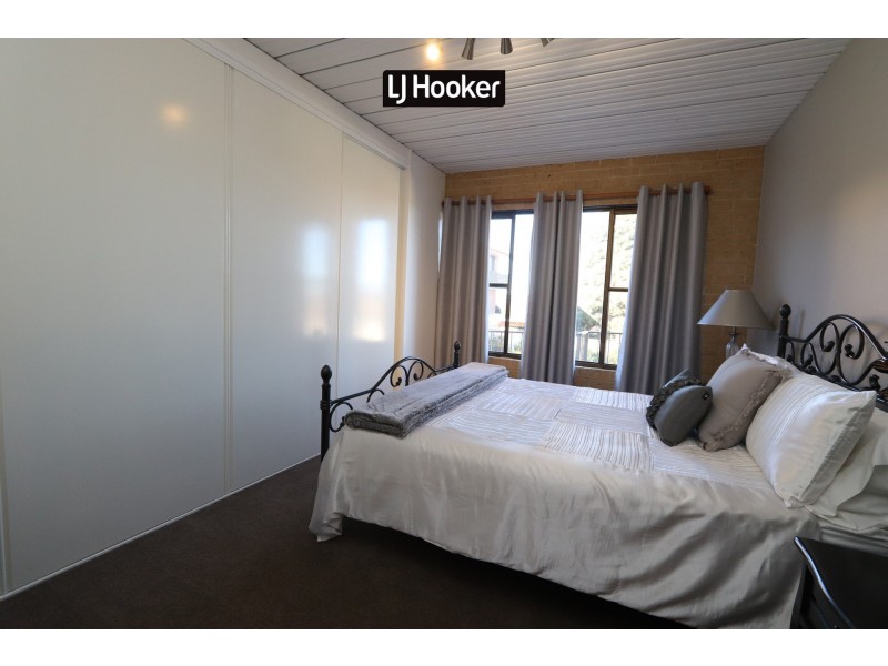 54 Gordon Street, Inverell NSW 2360