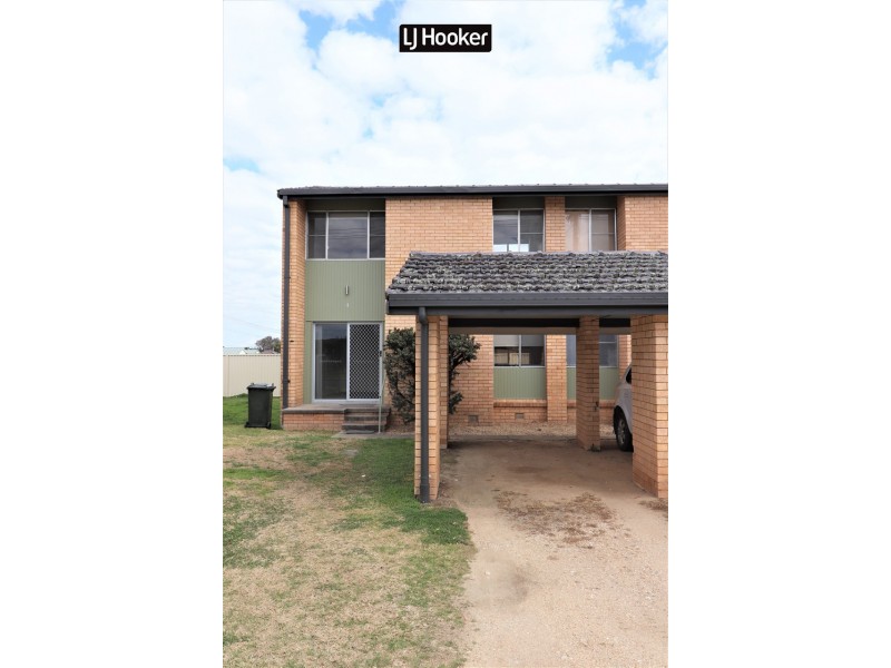 1/36 Moore Street, Inverell NSW 2360