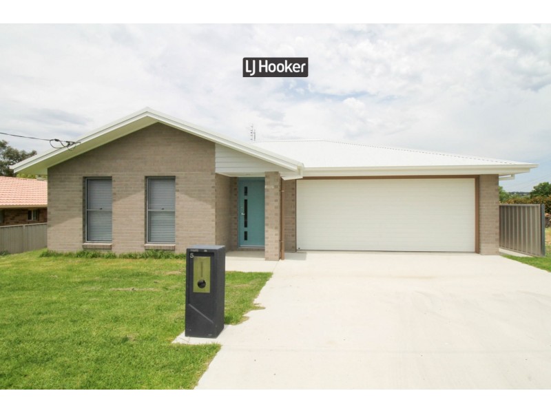 5 Brownleigh Vale Drive, Inverell NSW 2360