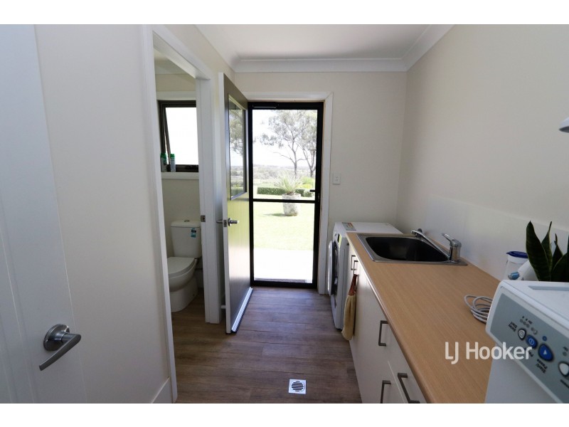 47 Talbragar Close, Inverell NSW 2360