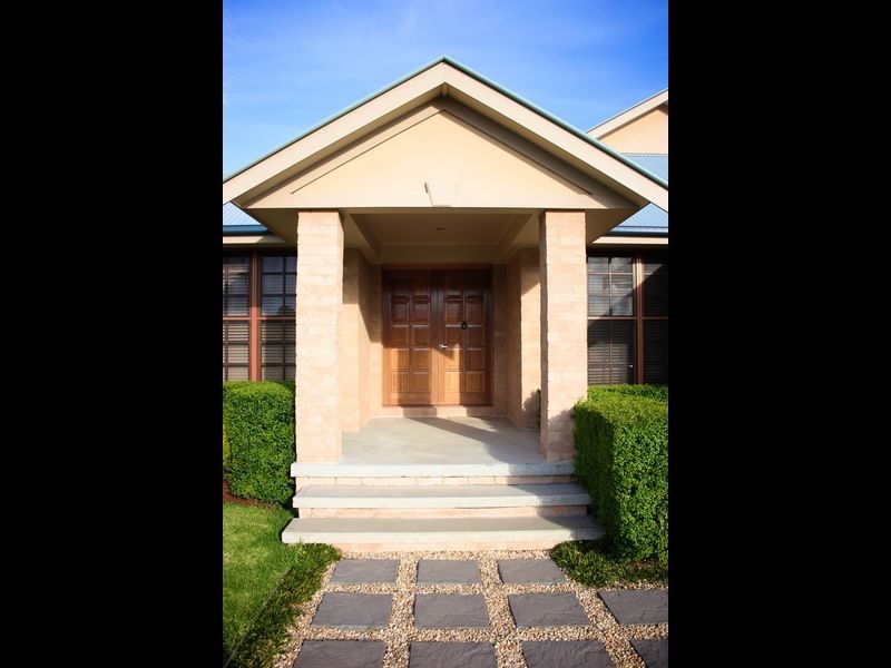 10 Coolibah Drive, Inverell NSW 2360