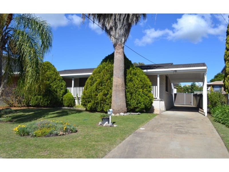 8 Hopper Street, Inverell NSW 2360