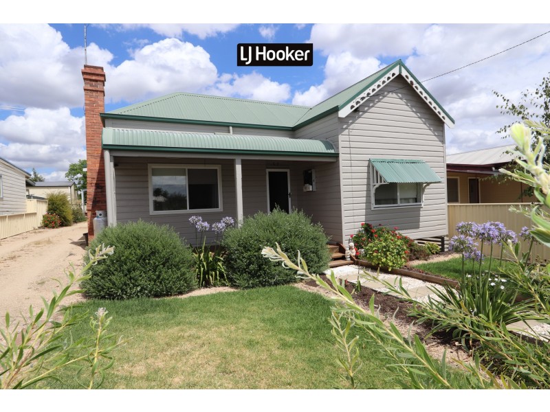 28 Swan Street, Inverell NSW 2360