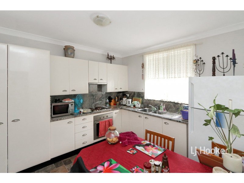 31 Greaves Street, Inverell NSW 2360