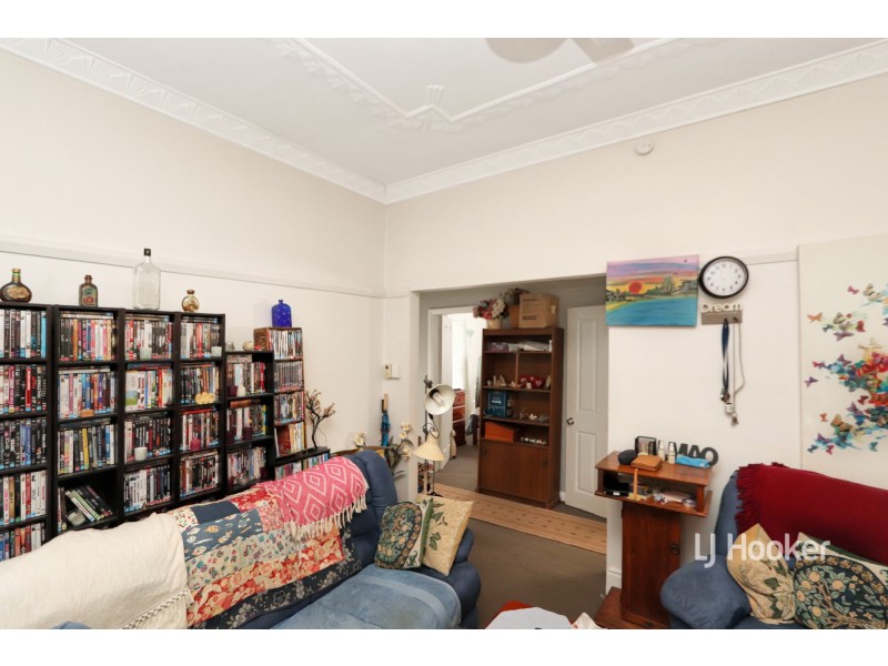 31 Greaves Street, Inverell NSW 2360