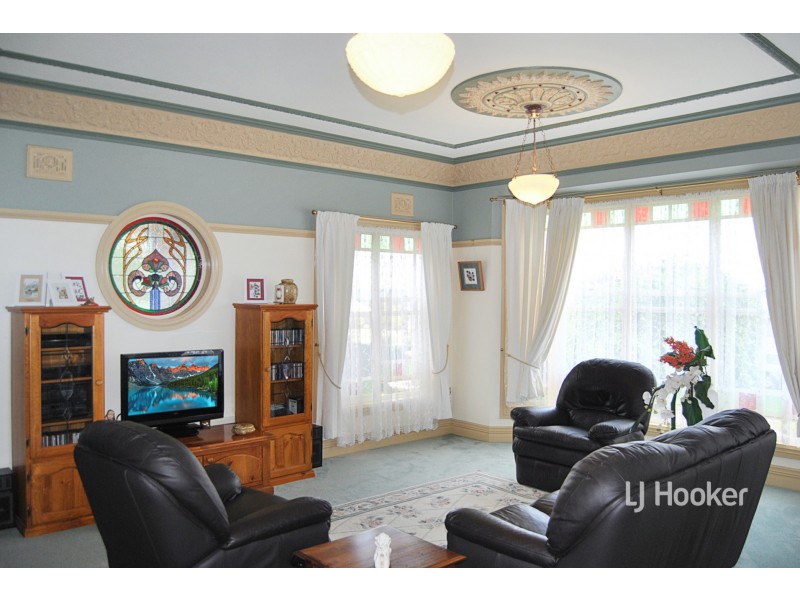 79 Gordon Street, Inverell NSW 2360