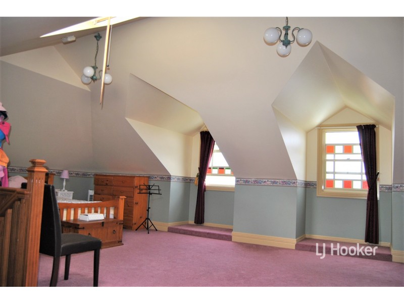 79 Gordon Street, Inverell NSW 2360