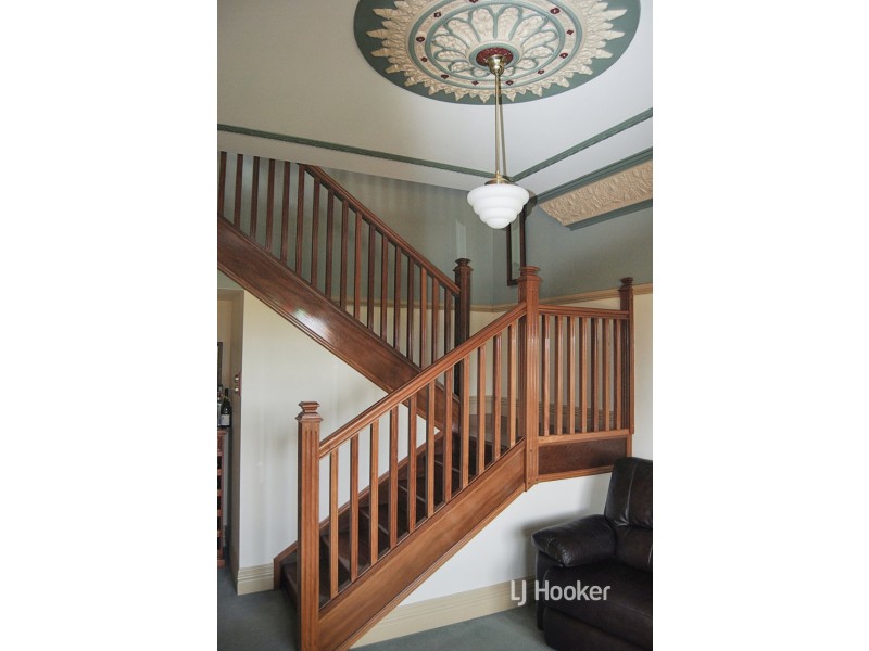 79 Gordon Street, Inverell NSW 2360