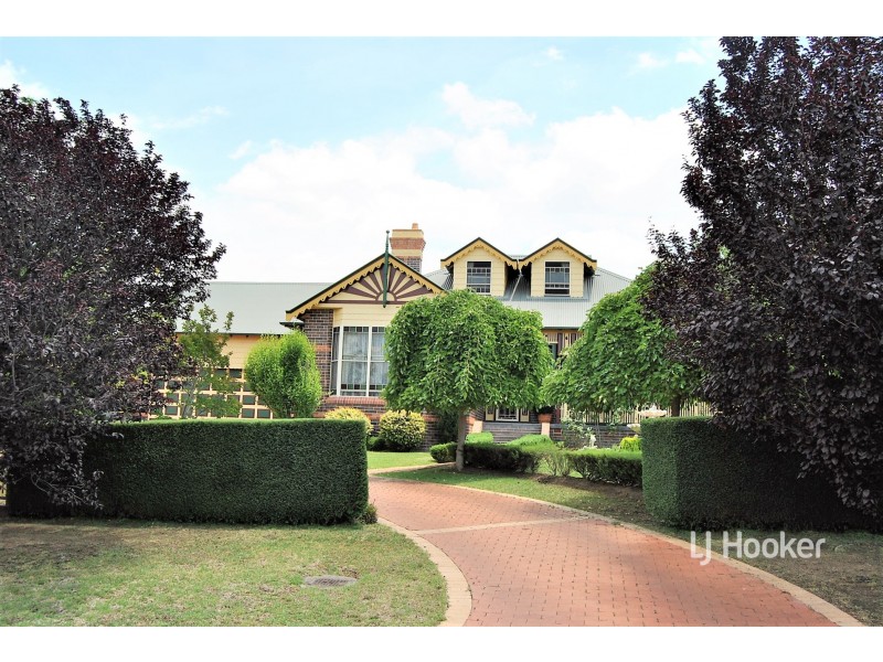 79 Gordon Street, Inverell NSW 2360