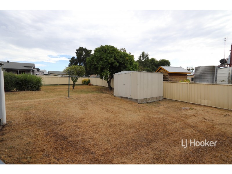 71 Urabatta Street, Inverell NSW 2360