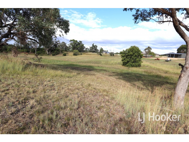 15 Oakland Lane, Inverell NSW 2360