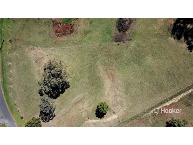 15 Oakland Lane, Inverell NSW 2360