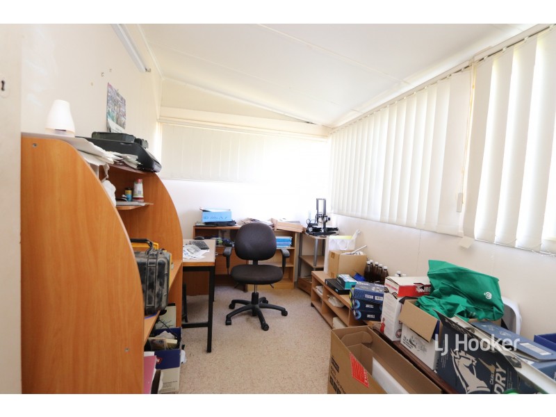 12 Rosslyn Street, Inverell NSW 2360