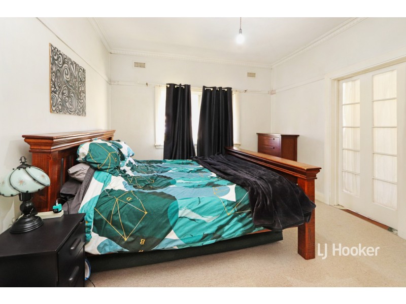 84 Granville Street, Inverell NSW 2360
