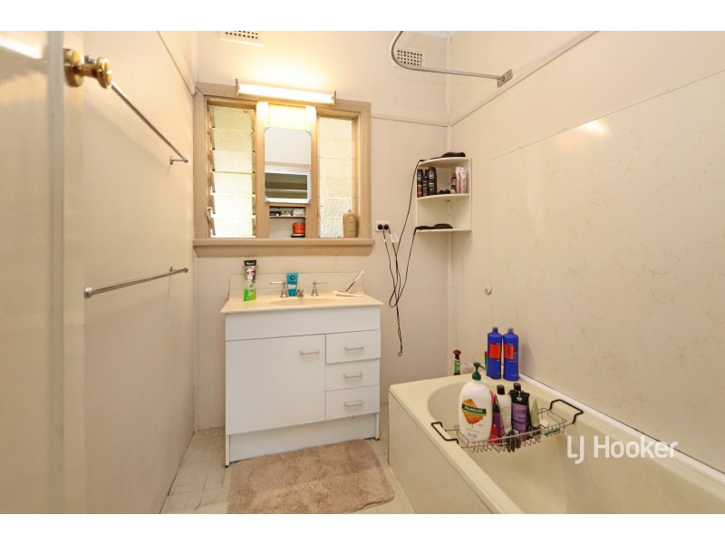 84 Granville Street, Inverell NSW 2360