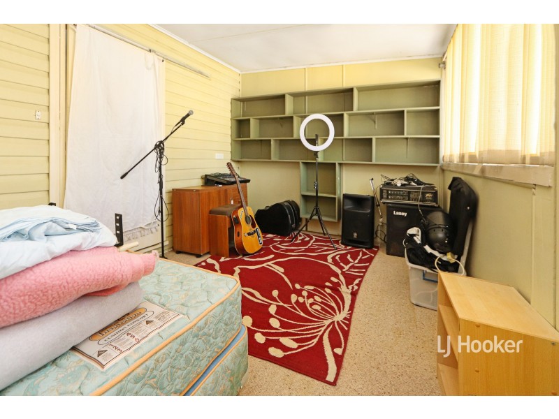 84 Granville Street, Inverell NSW 2360