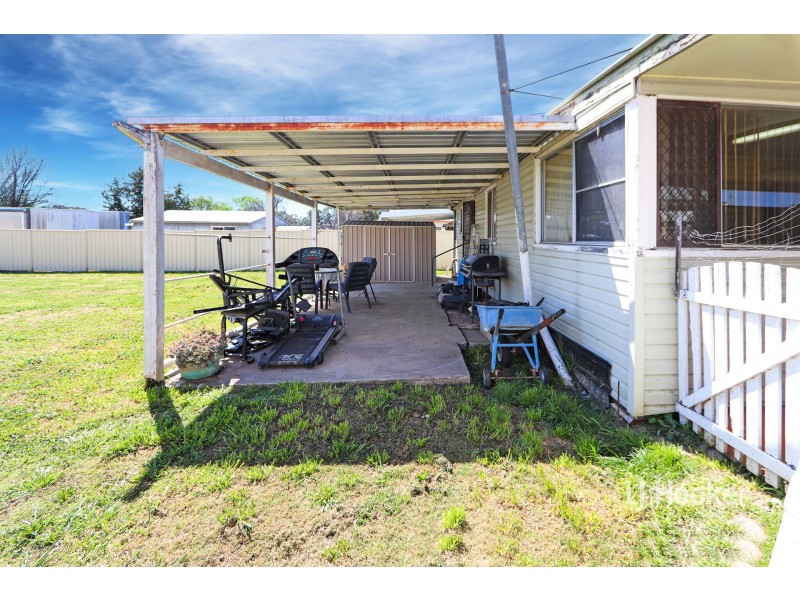 84 Granville Street, Inverell NSW 2360