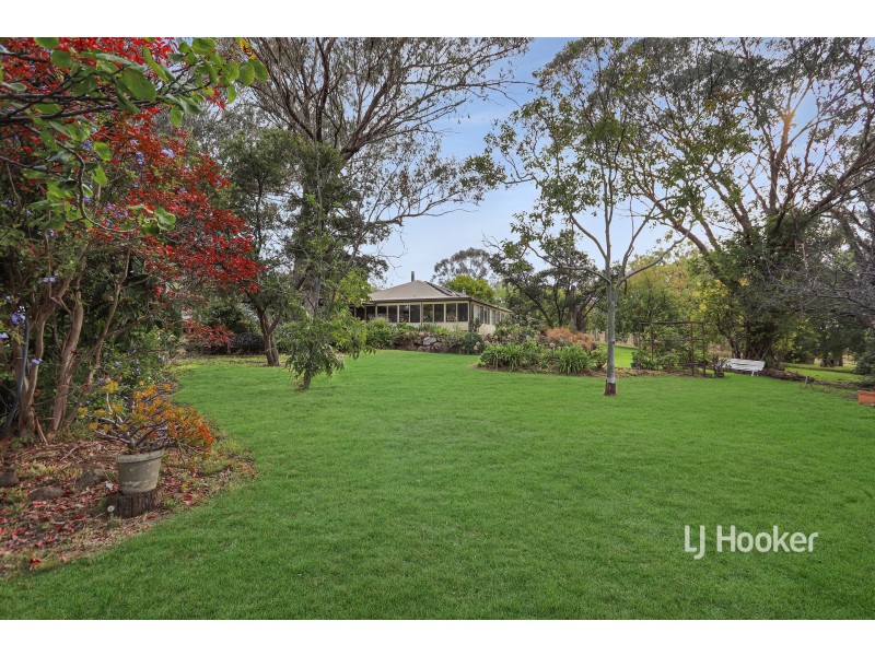 83 Ditzells Drive, Inverell NSW 2360