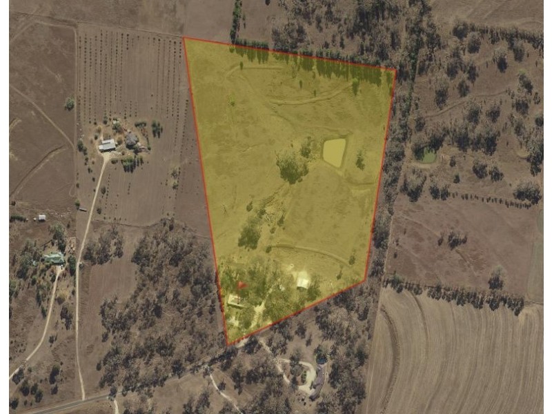 83 Ditzells Drive, Inverell NSW 2360