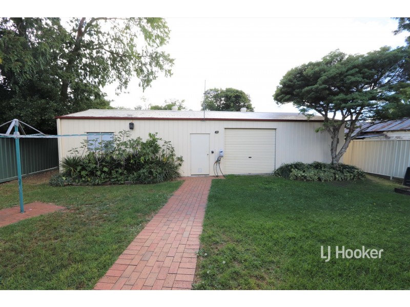 38 Brae Street, Inverell NSW 2360
