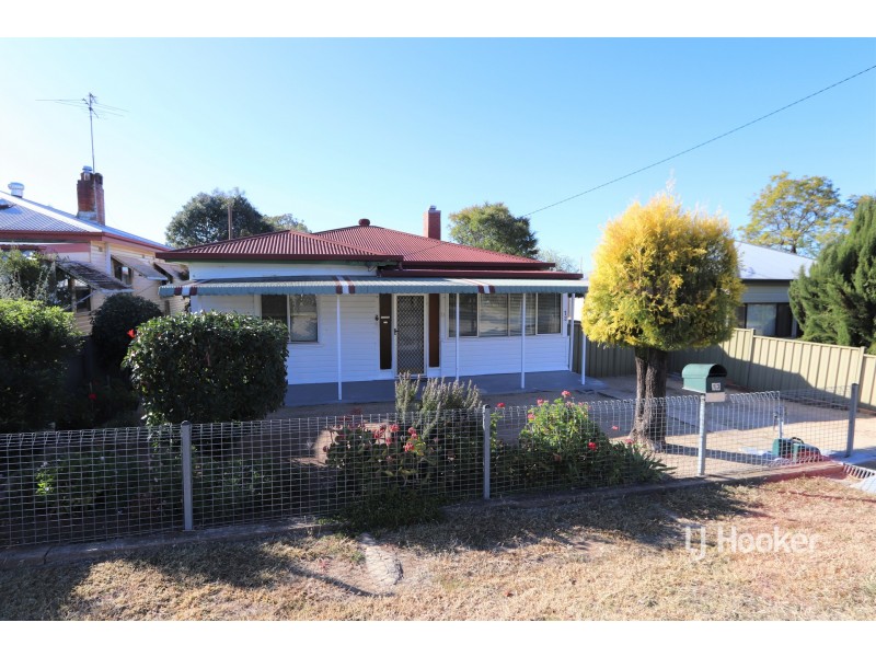 13 Swan Street, Inverell NSW 2360