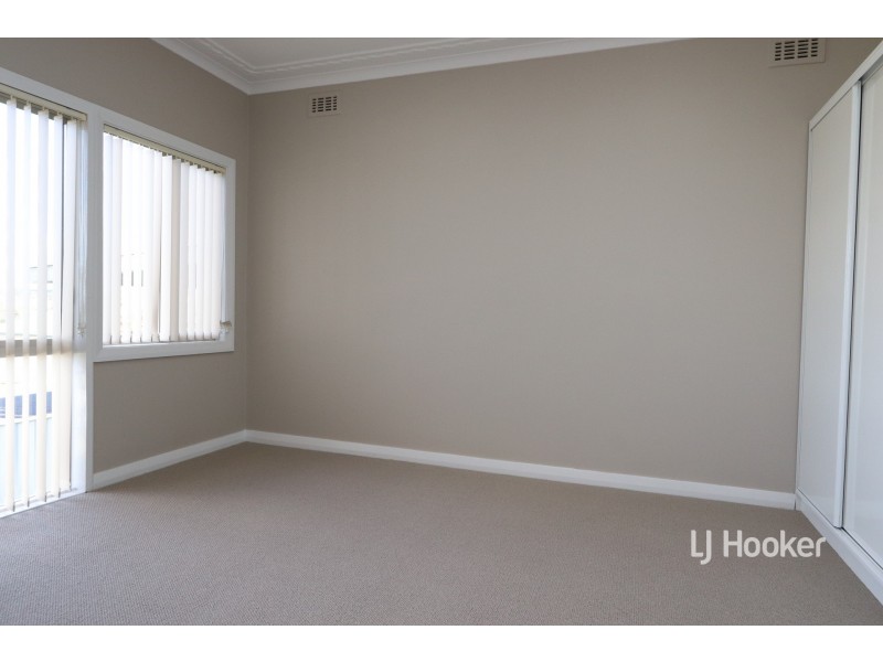 23 Froude Street, Inverell NSW 2360