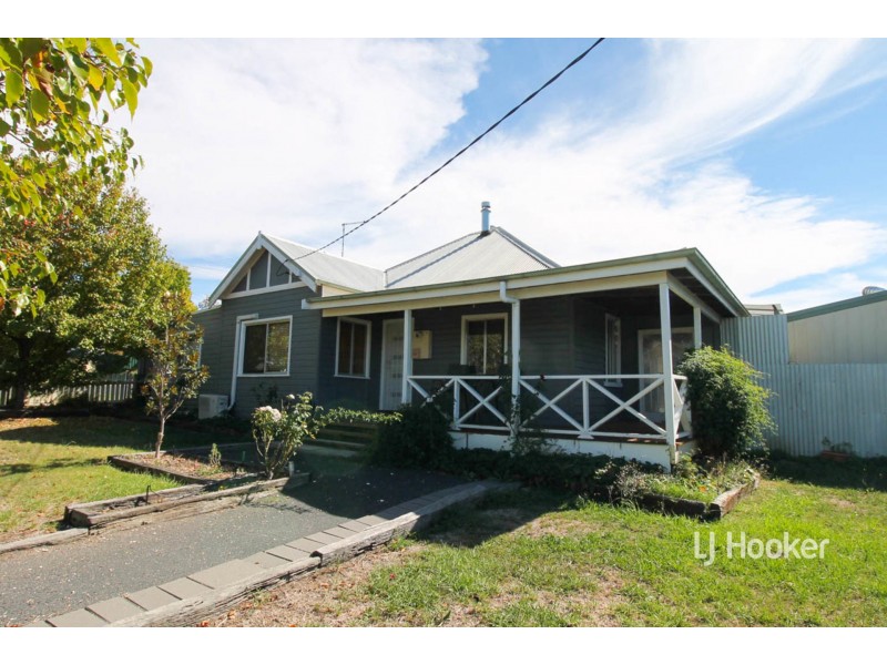 15 Urabatta Street, Inverell NSW 2360