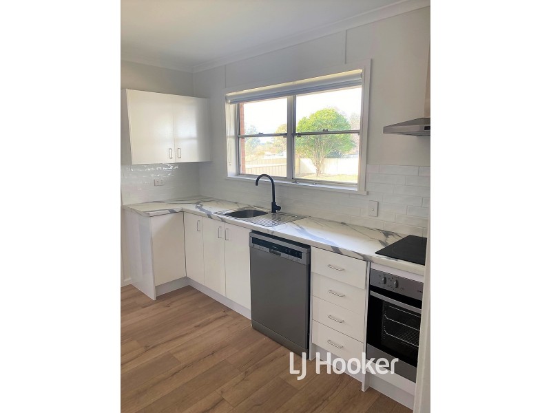57 Vernon Street, Inverell NSW 2360