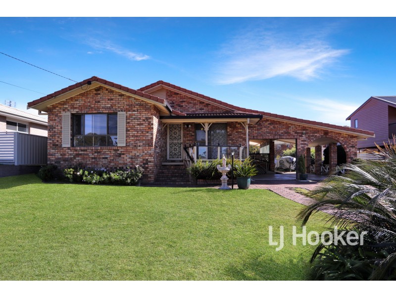 65 Froude Street, Inverell NSW 2360