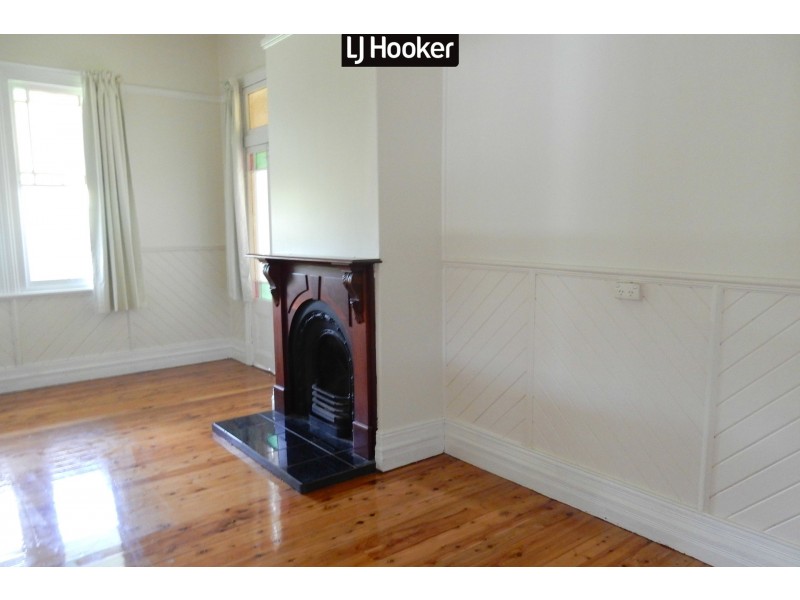 19 Chester Street, Inverell NSW 2360