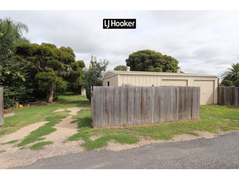 19 Chester Street, Inverell NSW 2360