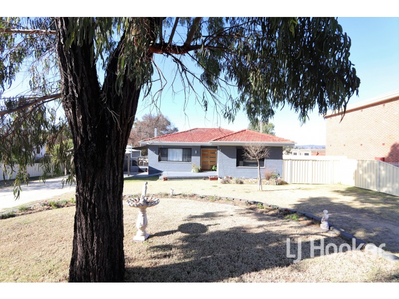 32 Queens Terrace, Inverell NSW 2360