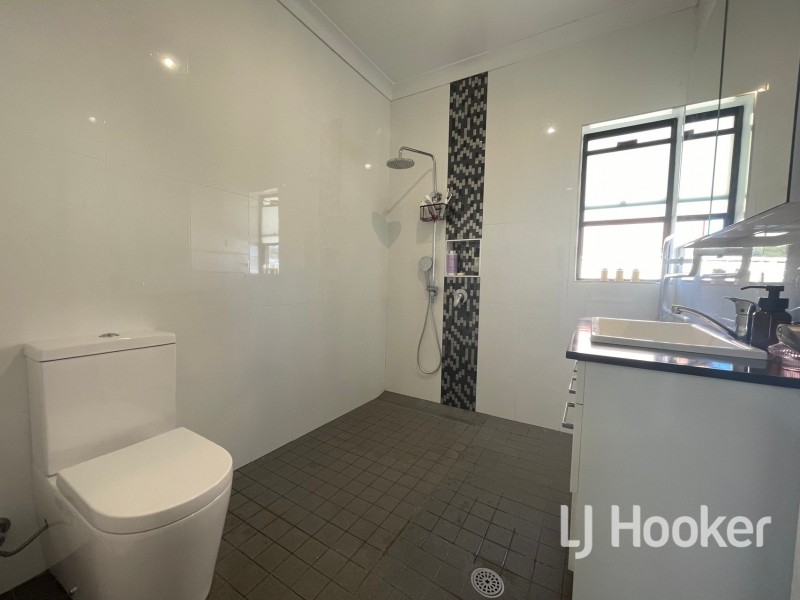 32 Queens Terrace, Inverell NSW 2360