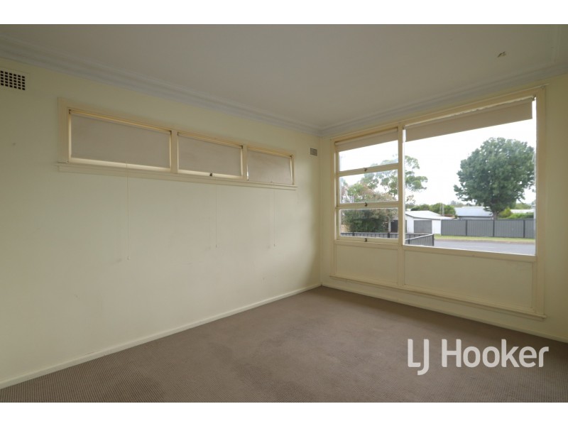 17 Shirley Street, Inverell NSW 2360