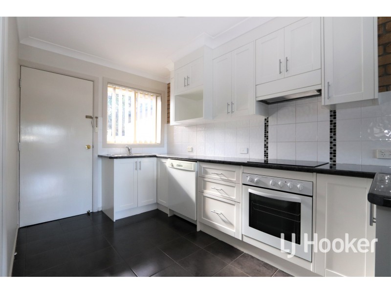 37A Queens Terrace, Inverell NSW 2360