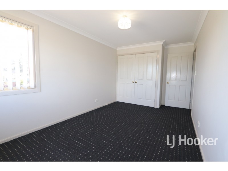 37A Queens Terrace, Inverell NSW 2360