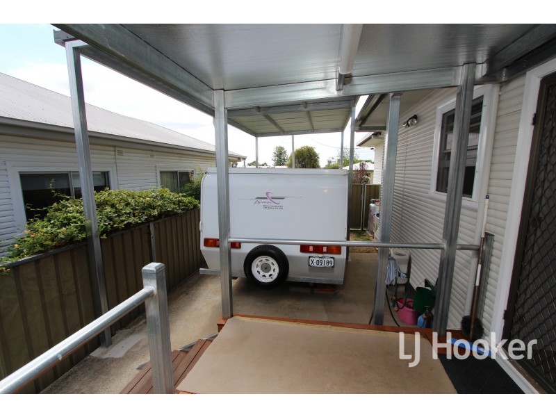 12 Leonard Street, Inverell NSW 2360