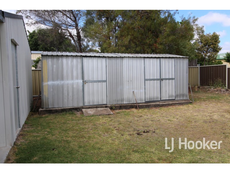 12 Leonard Street, Inverell NSW 2360